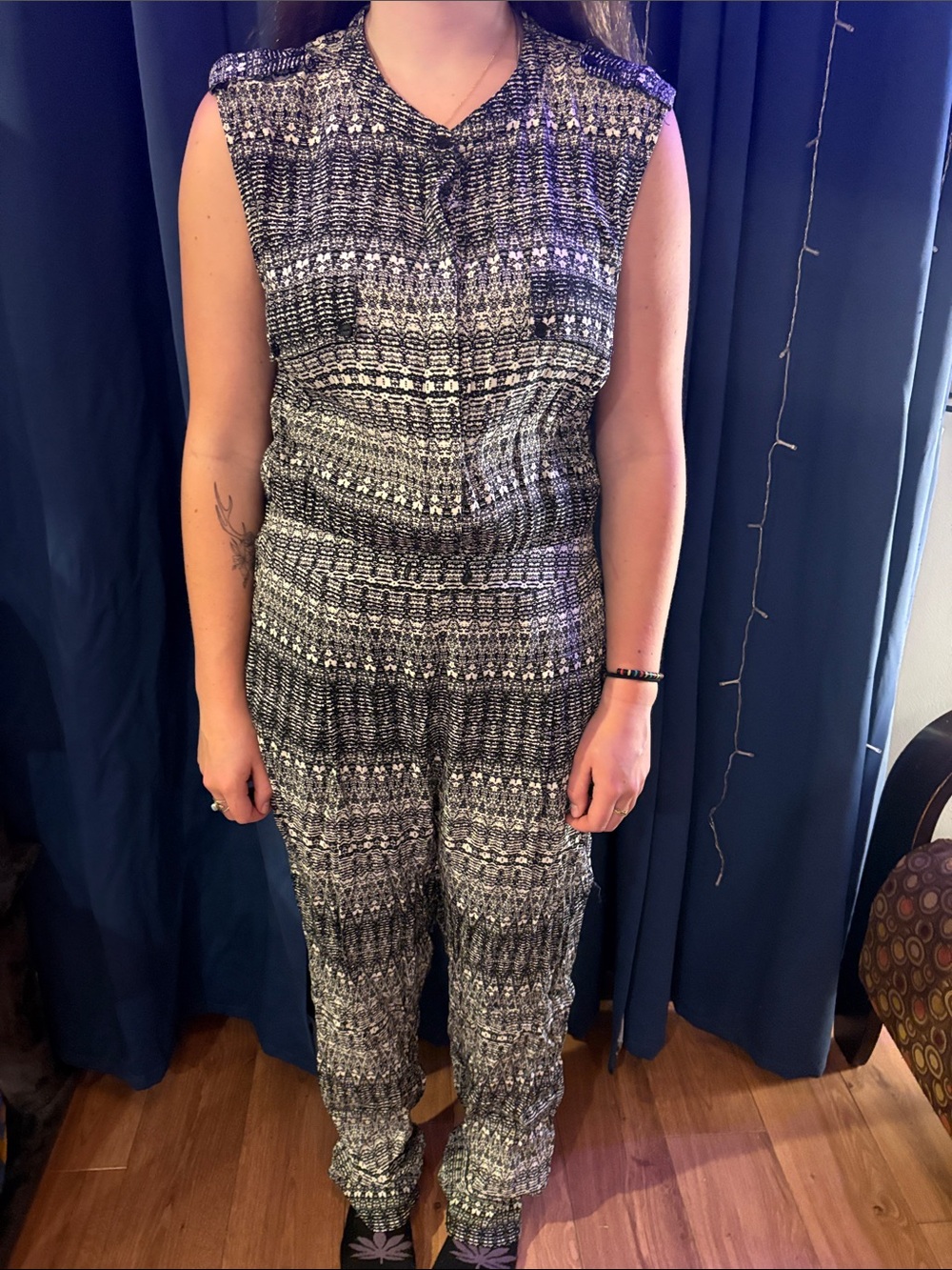 charlie jade Black & White Sleeveless Patterned Jumpsuit